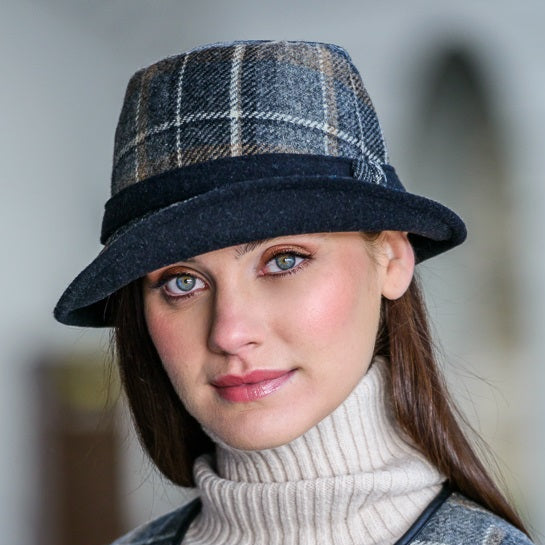Clodagh Hat - Grey Plaid