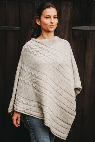 Scottish Shetland Wool Barra Cape - Gaulmogit