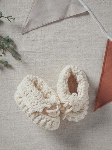 Baby Booties w/Bow