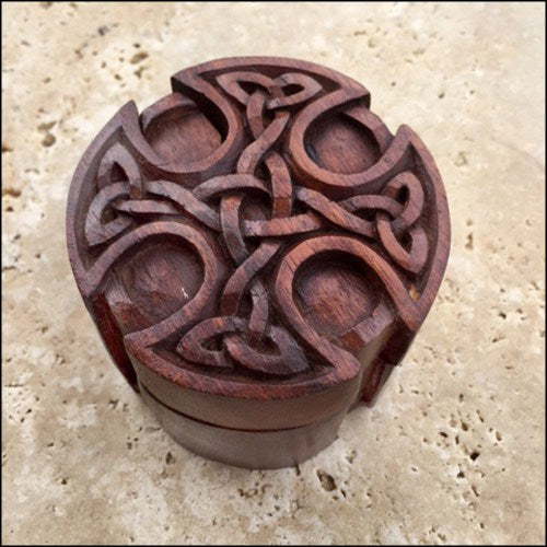 Celtic Knot Round Puzzle Box