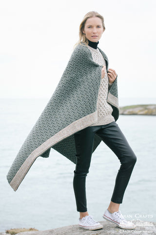 Tweed Trimmed Throw - Tundra