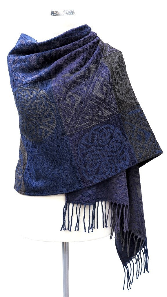 Celtic Knot Wrap - Pewter