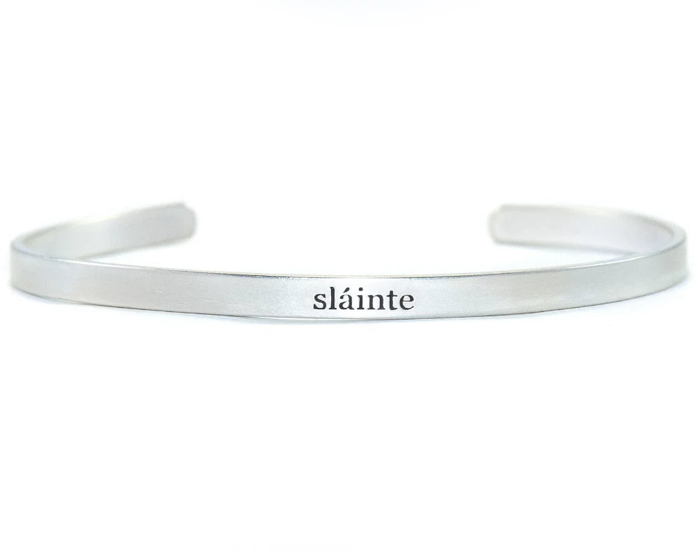 Irish Word Bracelet - Slainte´(Health) - 2 Colors Available