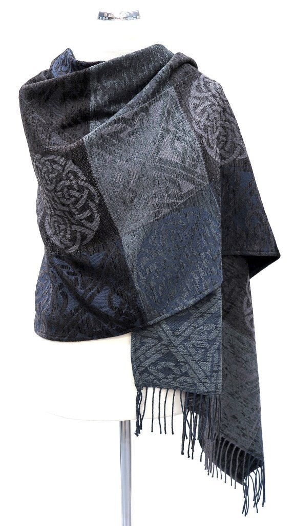 Celtic Knot Wrap - Slate